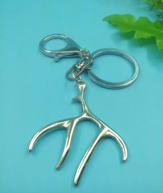 39x51mm Christmas Antlers Pendant Key Chains & Key Rings Antique Silver Charm Lobster Clasp For Car Decorative Gift 1 pcs
39x51mm Christmas Antlers Pendant Key Chains & Key Rings Antique Silver Charm Lobster Clasp For Car Decorative Gift 1 pcs