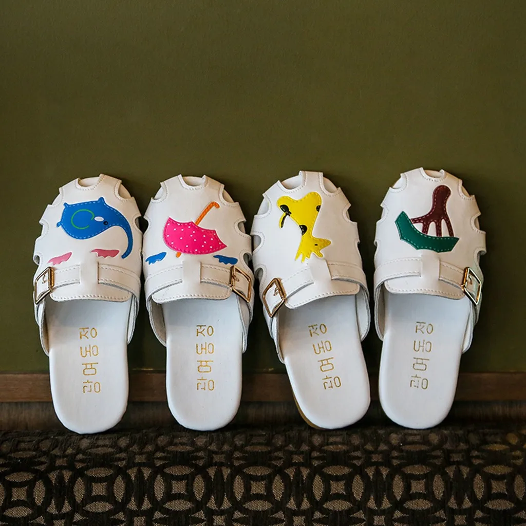 Fashion Boys shoes New Summer Children Cartoon Beach And Girls Slippers Sandals Cute Wear Antiskid Slippers Beach Slippers 4-14T
Fashion Boys shoes New Summer Children Cartoon Beach And Girls Slippers Sandals Cute Wear Antiskid Slippers Beach Slippers 4-14T
