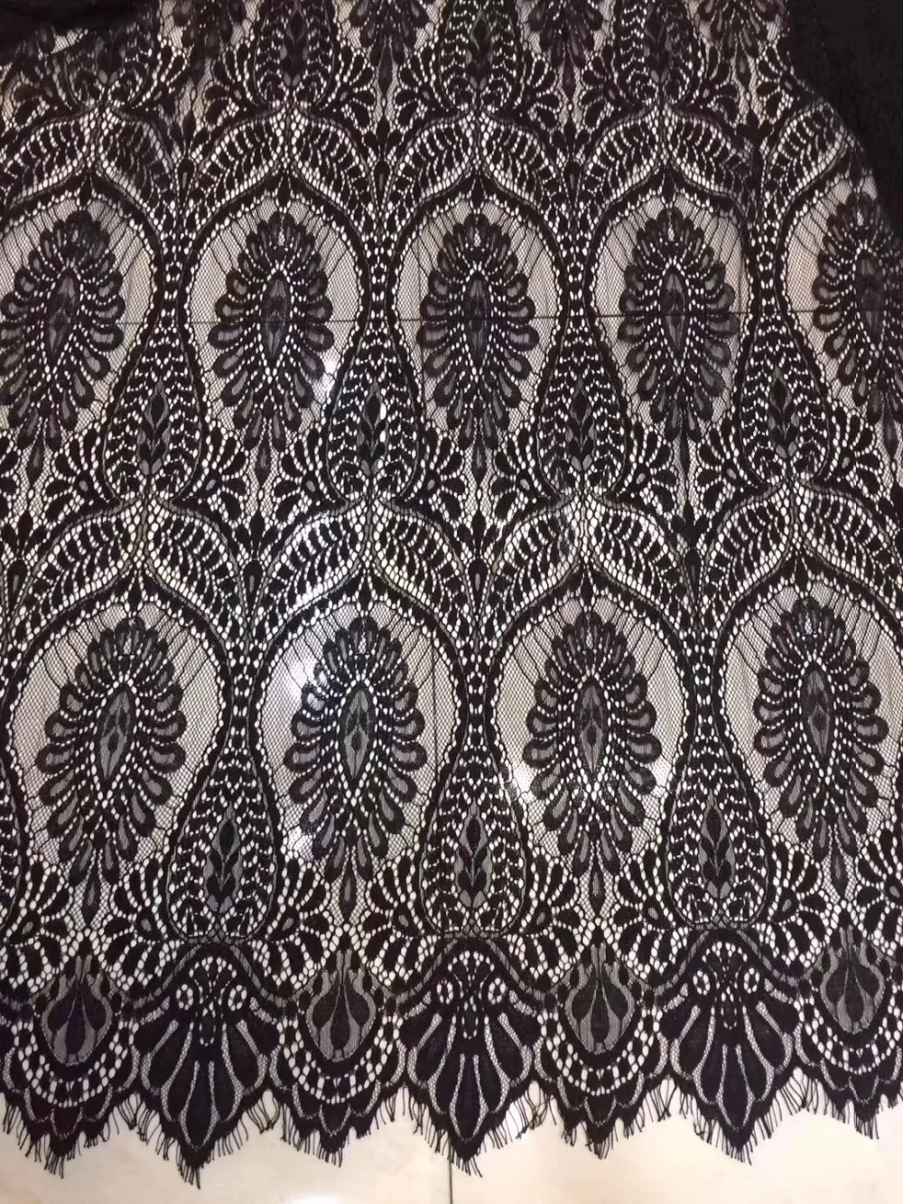 2019 NEW laces for summer flower dress sewing good! Big pattern cording lace fabric eyelash lace Black, Ivory, in stock!
2019 NEW laces for summer flower dress sewing good! Big pattern cording lace fabric eyelash lace Black, Ivory, in stock!