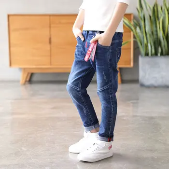 New 2019 Baby Boy Clothes High Quality Boys Jeans Children Clothes Pants Elastic Waist Toddler Boys Trousers Fashion Baby Jeans
New 2019 Baby Boy Clothes High Quality Boys Jeans Children Clothes Pants Elastic Waist Toddler Boys Trousers Fashion Baby Jeans