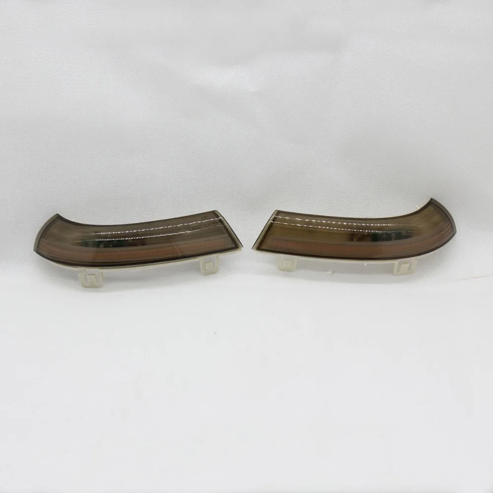 Volkswagen mirror light 2