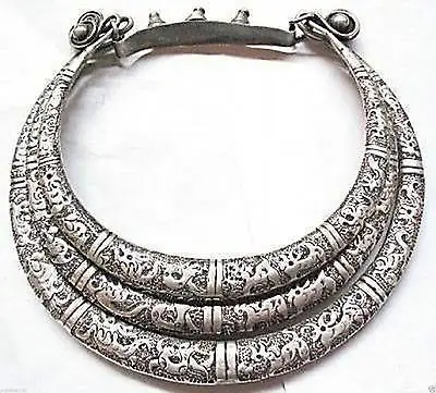 Cupronickel ancient Tibetan Excellent 3row tibet Hmong Silver necklace Buddha Garden Decoration 100% real Tibetan Silver Brass
Cupronickel ancient Tibetan Excellent 3row tibet Hmong Silver necklace Buddha Garden Decoration 100% real Tibetan Silver Brass