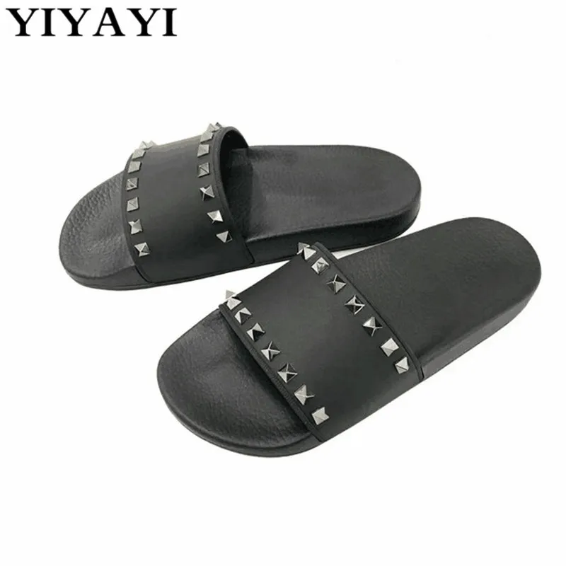 Yiyayi Metal Rivets Slippers Summer PVC Slides Waterproof Home Slippers Runway Concise Design Flat Slippers Women Black White
Yiyayi Metal Rivets Slippers Summer PVC Slides Waterproof Home Slippers Runway Concise Design Flat Slippers Women Black White