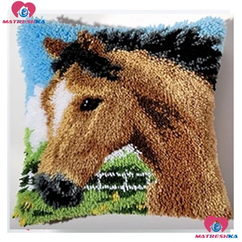 Bowed horse- Latch Hook Kits animal Embroidery Printed canvas 3d Pillowcase Crochet Latch Hook kits Unfinished Yarn home decor
Bowed horse- Latch Hook Kits animal Embroidery Printed canvas 3d Pillowcase Crochet Latch Hook kits Unfinished Yarn home decor