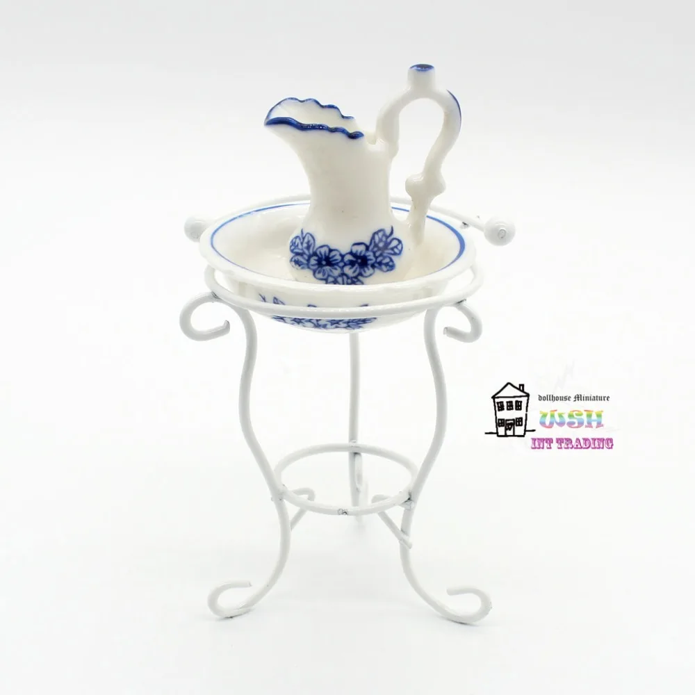 Miniature Dollhouse 1:12 Bathroom Accessories Set blue flower Washstand / Washbasin Kettl Dolls Bath Decoration Gift Kits 3 pcs
Miniature Dollhouse 1:12 Bathroom Accessories Set blue flower Washstand / Washbasin Kettl Dolls Bath Decoration Gift Kits 3 pcs