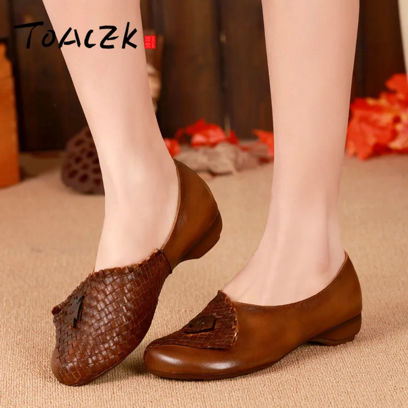 Spring Women's shoes hand-woven real leather shoes inside and out all leather retro low heel casual shoes
Spring Women's shoes hand-woven real leather shoes inside and out all leather retro low heel casual shoes