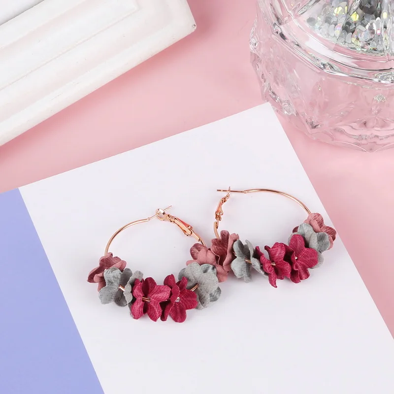 New Arrival Hoop Earrings For Women Fabric Flower Pending Gold Color Circle Pendientes Female Fashion Jewelry
New Arrival Hoop Earrings For Women Fabric Flower Pending Gold Color Circle Pendientes Female Fashion Jewelry