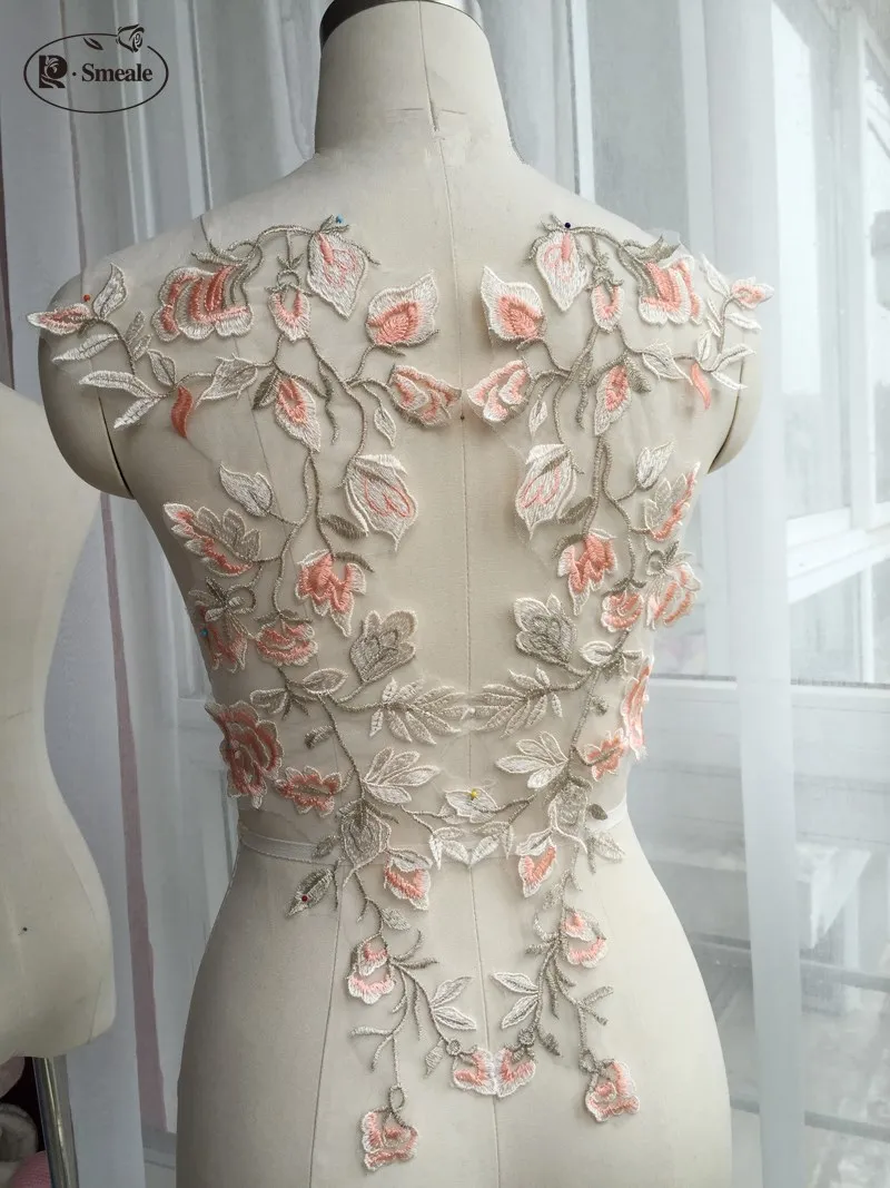 2PCs/pair Orange color matching Embroidered lace flowers Pair of flowers DIY dress dance performance clothing wedding RS2638
2PCs/pair Orange color matching Embroidered lace flowers Pair of flowers DIY dress dance performance clothing wedding RS2638