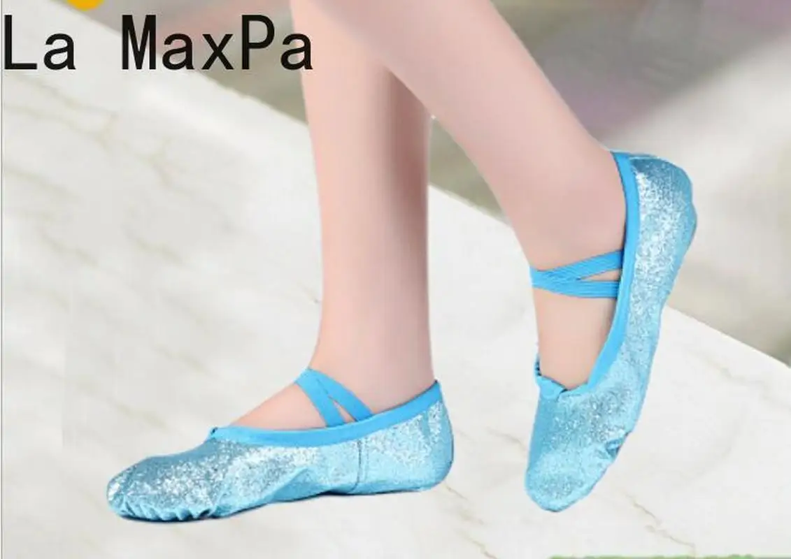 2019 Children Ballet Pointe Shoes Girls Professional 5 colors Ballet Latin Shoes Gym Yoga Teacher Slippers Kids Practice Shoes
2019 Children Ballet Pointe Shoes Girls Professional 5 colors Ballet Latin Shoes Gym Yoga Teacher Slippers Kids Practice Shoes