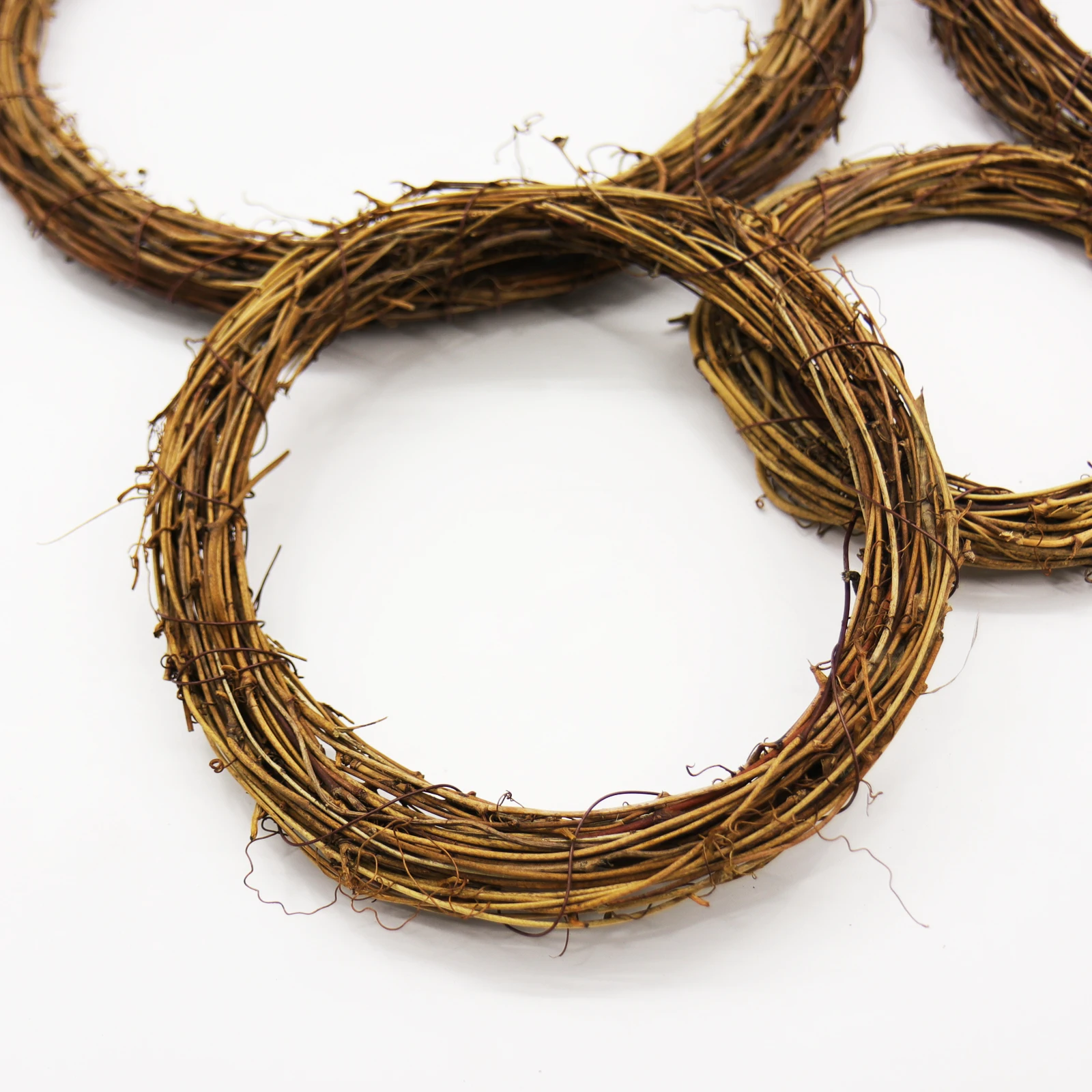 DIY Rattan Ring Home Garden Wedding Accessories Material Natural Rattan Circle Stem Branch Ring Christmas Decor Photography Prop
DIY Rattan Ring Home Garden Wedding Accessories Material Natural Rattan Circle Stem Branch Ring Christmas Decor Photography Prop