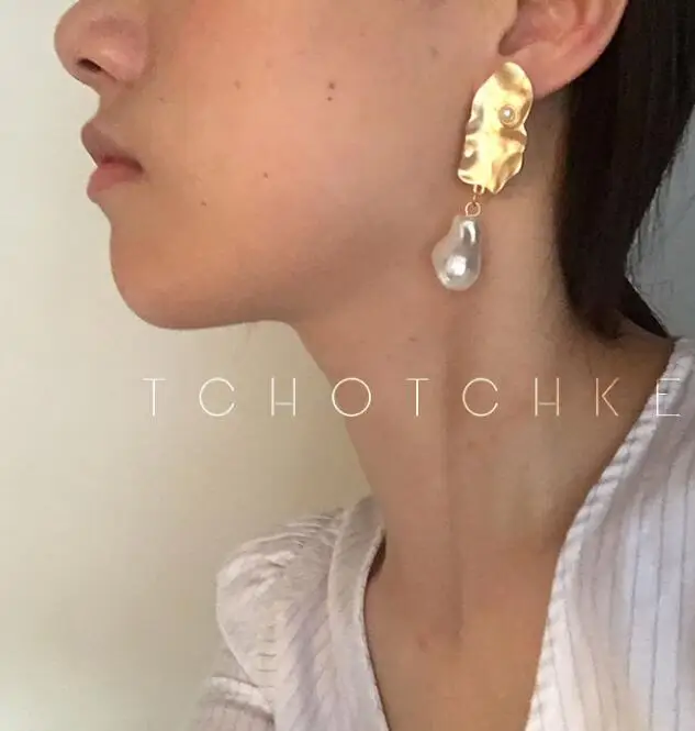 Timeless Wonder Retro Hammered Irregular Faux Pearl Stud Earrings Women Jewelry Party Tassel Top Stunning Punk New Ins Rare 7477
Timeless Wonder Retro Hammered Irregular Faux Pearl Stud Earrings Women Jewelry Party Tassel Top Stunning Punk New Ins Rare 7477