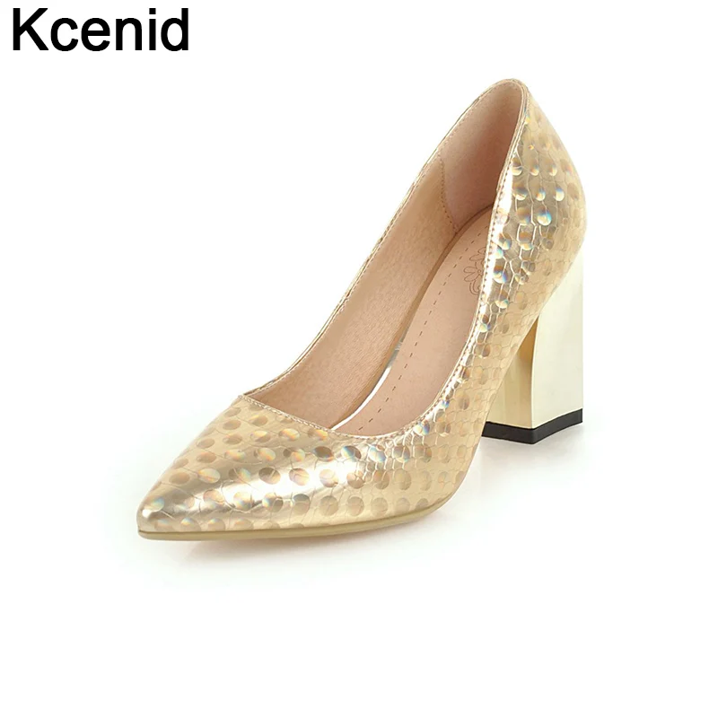 Kcenid Fashion gold bling women's elegant shoes 2018 new snake print pointed toe shallow high heels pumps women shoes big size
Kcenid Fashion gold bling women's elegant shoes 2018 new snake print pointed toe shallow high heels pumps women shoes big size