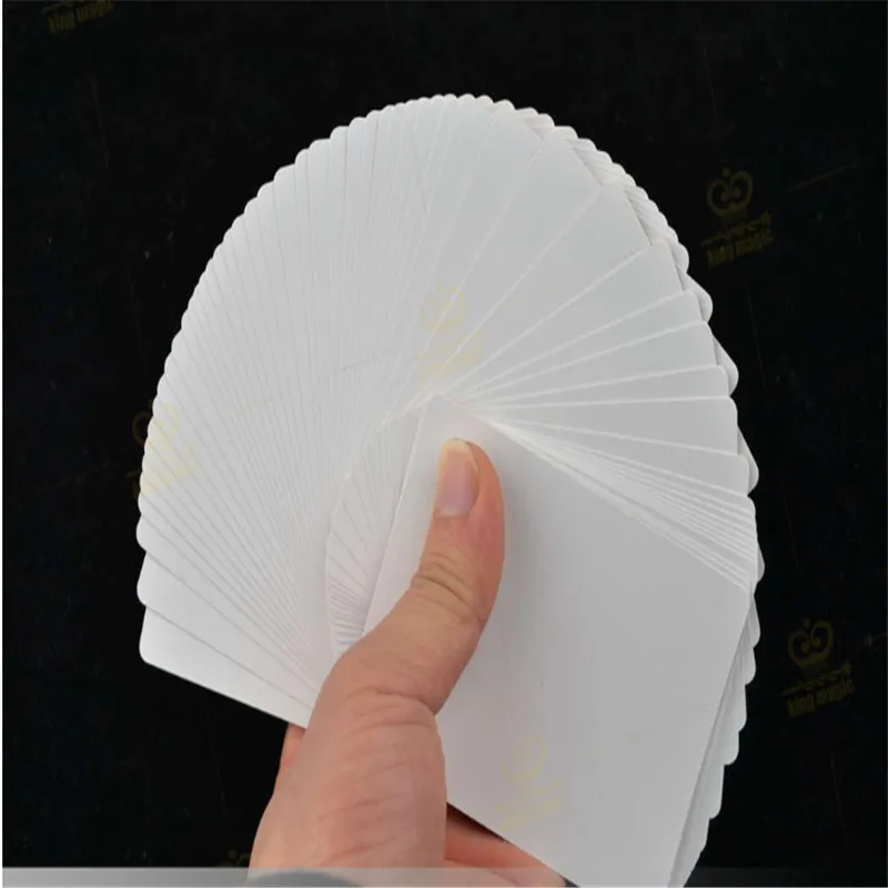 

Hot Sale Deck Ultr Thin Flying Cards Magic Tricks Card Vanishing Manipulations Professional Magician Trick Stage Magic Prop