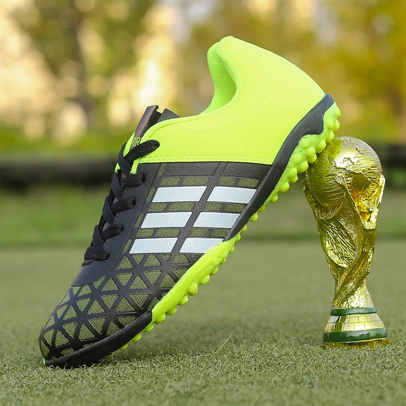 2019 Size 33-43 Mens Boy Kids Soccer Cleats Turf Football Soccer Shoes TF Hard Court Sneakers Trainers New Design Football Boots
2019 Size 33-43 Mens Boy Kids Soccer Cleats Turf Football Soccer Shoes TF Hard Court Sneakers Trainers New Design Football Boots