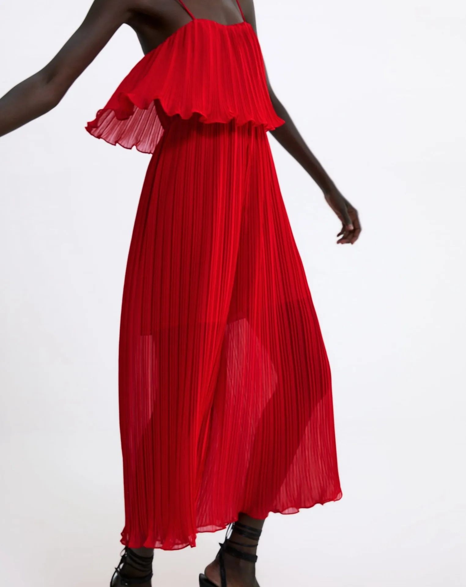 2019 Women High Street Solid Ruffles Pleated Sling Jumpsuits Ladies Wide Leg Pants Casual Jumpsuits Beach Chiffon Rompers
2019 Women High Street Solid Ruffles Pleated Sling Jumpsuits Ladies Wide Leg Pants Casual Jumpsuits Beach Chiffon Rompers