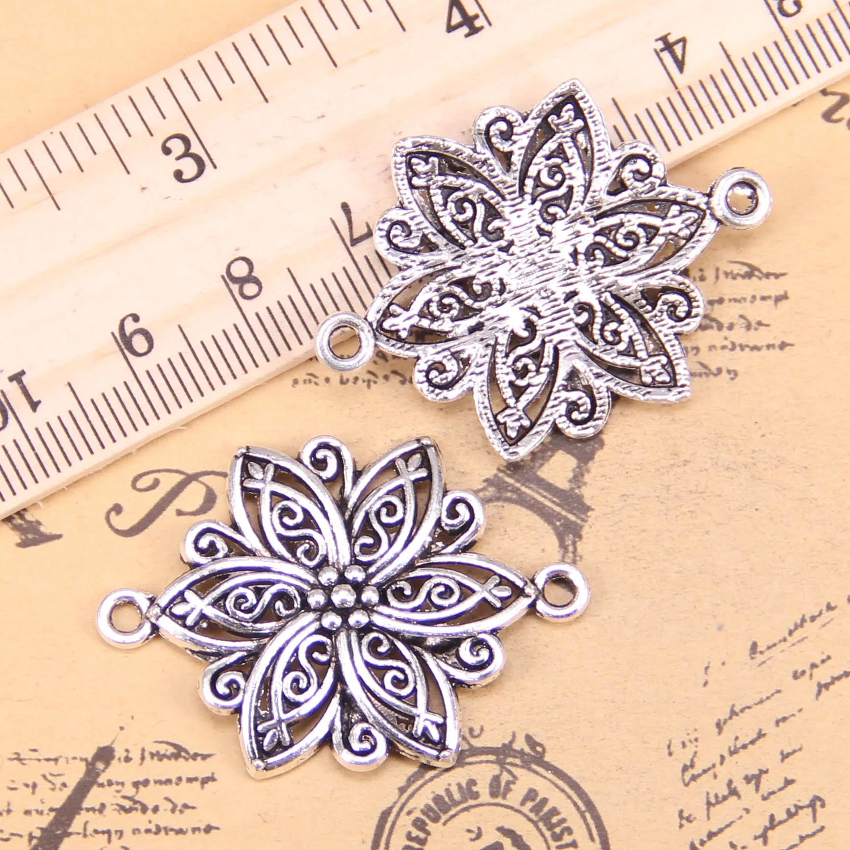 30pcs Jewelry Charms flower connector 39x28mm Antique Silver Plated Pendants Making DIY Handmade Tibetan Silver Jewelry
30pcs Jewelry Charms flower connector 39x28mm Antique Silver Plated Pendants Making DIY Handmade Tibetan Silver Jewelry