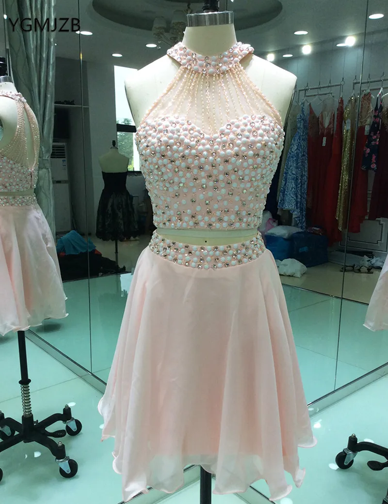Elegant Short Prom Dresses Two Piece Pink 2018 Crystal Beaded Formal Evening Gowns for Wedding Party Dresses Vestido De Festa
Elegant Short Prom Dresses Two Piece Pink 2018 Crystal Beaded Formal Evening Gowns for Wedding Party Dresses Vestido De Festa
