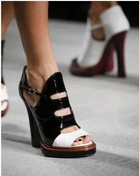 Black Patent leather Platform Cutouts Styles Fretwork High heels Peep Toe Slim Buckle Mixed Colors Ankle Strap Pumps
Black Patent leather Platform Cutouts Styles Fretwork High heels Peep Toe Slim Buckle Mixed Colors Ankle Strap Pumps