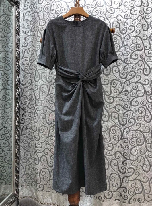 Summer 2019 new round collar waist irregularly twisted short sleeve linen dress 601
Summer 2019 new round collar waist irregularly twisted short sleeve linen dress 601