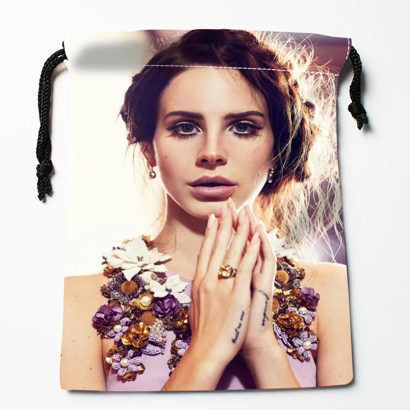 New Arrival Lana Del Rey Drawstring Bags Custom Storage Printed Receive Bag Type Bags Storage Bags Size 18X22cm
New Arrival Lana Del Rey Drawstring Bags Custom Storage Printed Receive Bag Type Bags Storage Bags Size 18X22cm