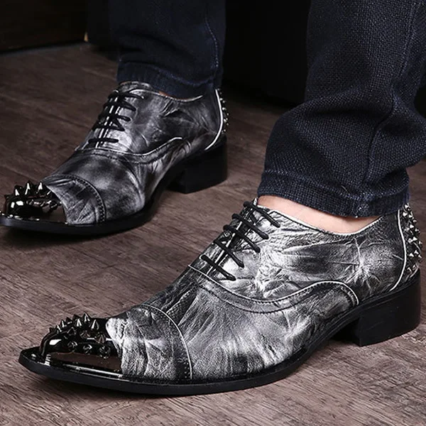 Men Low Heel Metal Decoration Pointed Toe Formal Business Shoes British Style Party Casual shoes
Men Low Heel Metal Decoration Pointed Toe Formal Business Shoes British Style Party Casual shoes