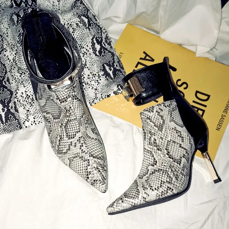 2019 Snakeskin Pattern Leather Detachable Butterly-knot Women Pumps Wearing Style Pointed Toe High Heels Heel Women High Heels
2019 Snakeskin Pattern Leather Detachable Butterly-knot Women Pumps Wearing Style Pointed Toe High Heels Heel Women High Heels
