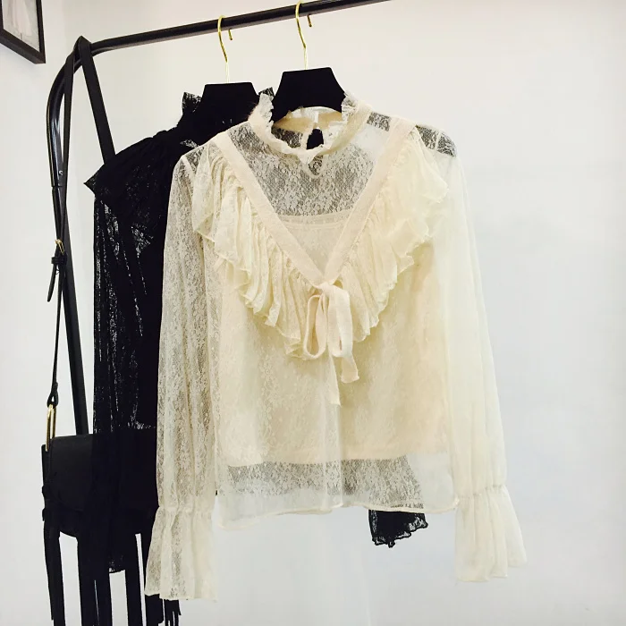 Lace Shirts Women 2018 Spring New Fashion Fungus Collar Flounced Perspective Lace Shirt Blouse + Camis Lining Two-piece Tops
Lace Shirts Women 2018 Spring New Fashion Fungus Collar Flounced Perspective Lace Shirt Blouse + Camis Lining Two-piece Tops
