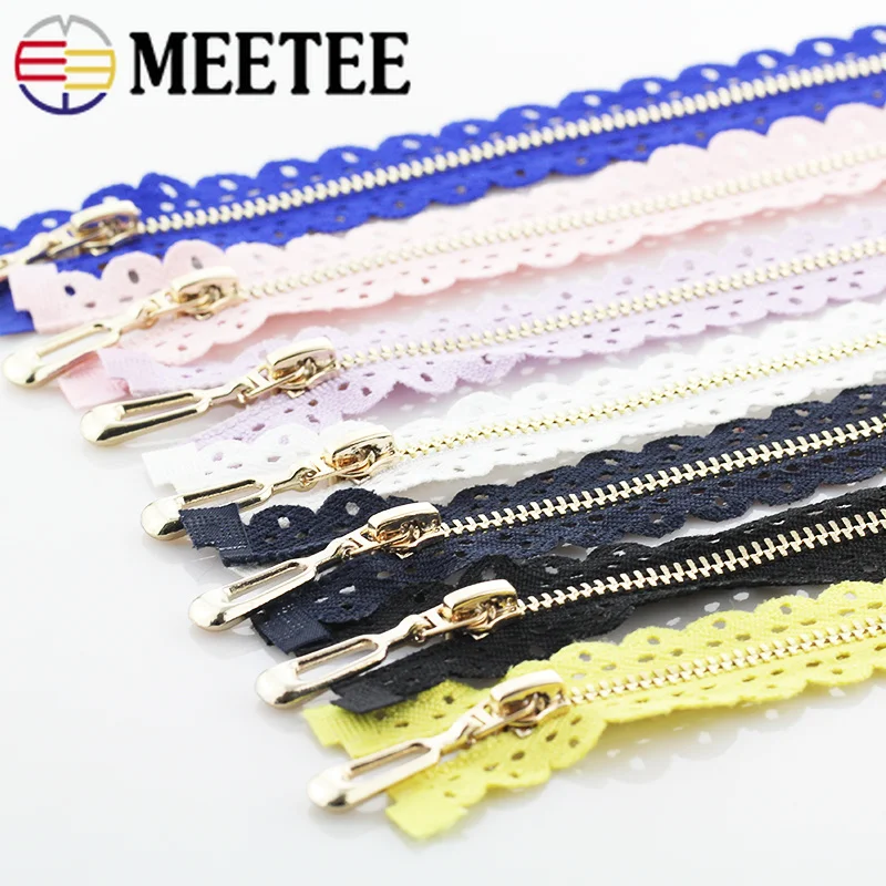 Meetee 2pcs 3# 50/60CM Metal Zipper Lace Fabric Gold Teeth Open-end Zip Clothing Luggage Sewing Decoration Accessories AP569
Meetee 2pcs 3# 50/60CM Metal Zipper Lace Fabric Gold Teeth Open-end Zip Clothing Luggage Sewing Decoration Accessories AP569