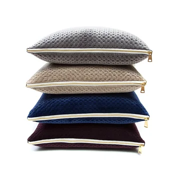 Soft Luxury Velvet Decorative Pillows For Sofa Cushion Covers Solid Simple Car Home Decor White Throw Case on the Pillowcase
Soft Luxury Velvet Decorative Pillows For Sofa Cushion Covers Solid Simple Car Home Decor White Throw Case on the Pillowcase