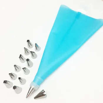 Hot Sale Silicone Icing Cream Pastry Bag and Stainless Steel Nozzles Home Baking c ake Decoration Tips Piping Set Kitchenware
Hot Sale Silicone Icing Cream Pastry Bag and Stainless Steel Nozzles Home Baking c ake Decoration Tips Piping Set Kitchenware