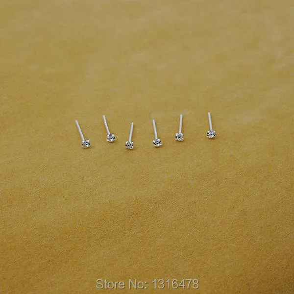 The new mini ear bone screws 925 sterling small silver 2mm multi-pierced earrings to send plug invisible flash drill nail
The new mini ear bone screws 925 sterling small silver 2mm multi-pierced earrings to send plug invisible flash drill nail