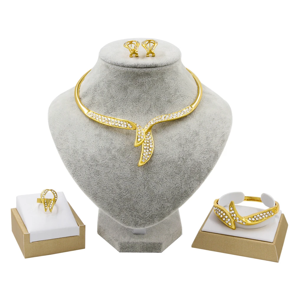 Indian Jewelry Gold Inlaid Rhinestone Jewelry Making W Jewelry Sets Necklace Bracelet Ring Earrings Engagement Jewelry Box
Indian Jewelry Gold Inlaid Rhinestone Jewelry Making W Jewelry Sets Necklace Bracelet Ring Earrings Engagement Jewelry Box