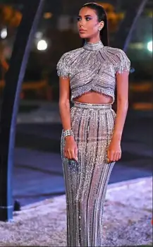 New Fashion Sexy Women Sets Sequined Beading Short Top Skirt Bandage Evening Party Sets Top Quality
New Fashion Sexy Women Sets Sequined Beading Short Top Skirt Bandage Evening Party Sets Top Quality