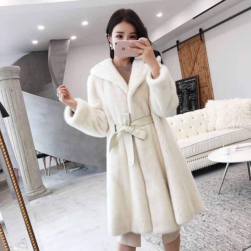 Mink Whole Fur Women Long Coat with Belt Winter Thick Slim Warm Female Mink Fur Hood Jacket
Mink Whole Fur Women Long Coat with Belt Winter Thick Slim Warm Female Mink Fur Hood Jacket
