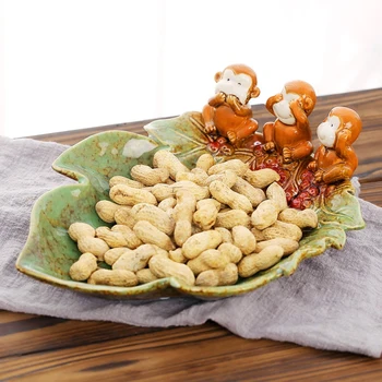 Ceramic Crafts Three Monkeys Snacks Storage Tray Figurine Home Table Fruits Plates Kitchen Storage Box Food Organizers Container
Ceramic Crafts Three Monkeys Snacks Storage Tray Figurine Home Table Fruits Plates Kitchen Storage Box Food Organizers Container