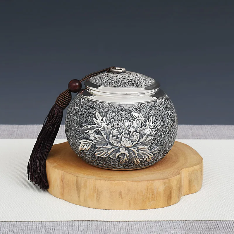 Pure Silver Tea Cans Kung Fu Tea Pure Handmade Foot Silver 999 Flowers Blossom Rich Household Tea Cans Tea set
Pure Silver Tea Cans Kung Fu Tea Pure Handmade Foot Silver 999 Flowers Blossom Rich Household Tea Cans Tea set
