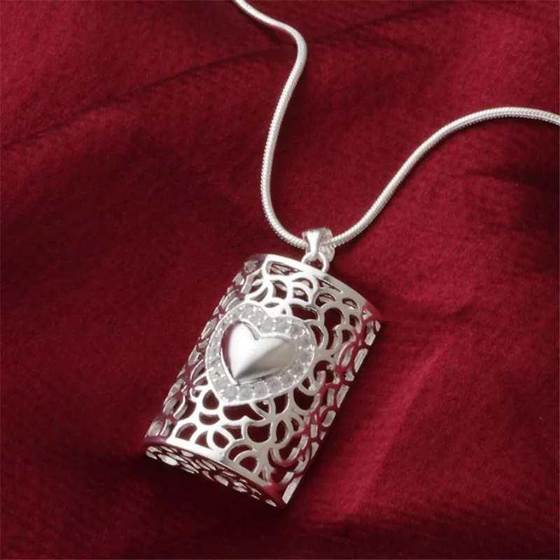Fashion 925 Sterling Silver Heart-Shaped Pendant Couple Pendant Necklace Cute Ladies Jewelry Necklace Pendant Wholesale
Fashion 925 Sterling Silver Heart-Shaped Pendant Couple Pendant Necklace Cute Ladies Jewelry Necklace Pendant Wholesale