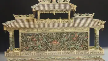 China Chinese Cattle Bone Painted Handmade Carved God Animal Nine Dragon Screen
China Chinese Cattle Bone Painted Handmade Carved God Animal Nine Dragon Screen