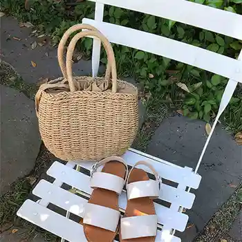 Korean Bohemian Beach Bag Women Creative Straw Handbag Casual drawstring Tote Summer High Capacity Woven Top-Handle Straw Bag
Korean Bohemian Beach Bag Women Creative Straw Handbag Casual drawstring Tote Summer High Capacity Woven Top-Handle Straw Bag