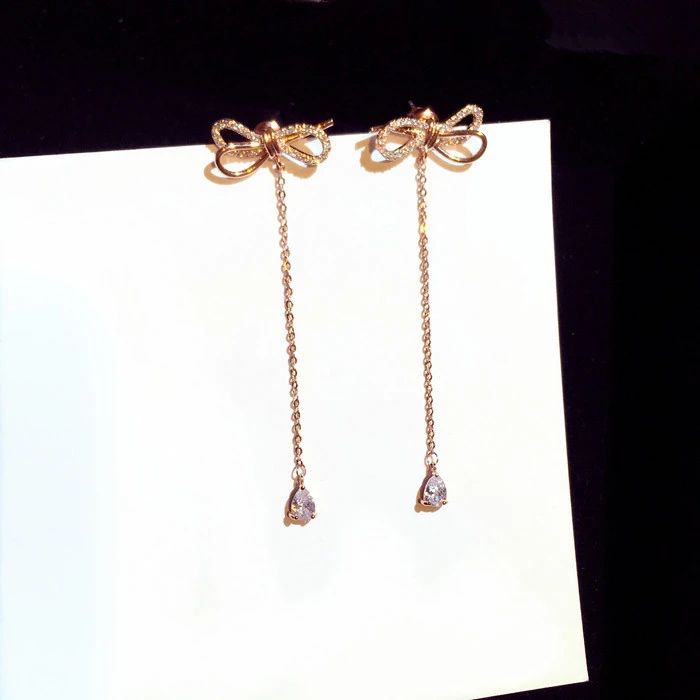 2019 Gorgeous Rose Gold Bowknot Earrings For Women Sweet Cubic Zirconia Long Earrings Party Jewelry pendientes mujer moda 2019
2019 Gorgeous Rose Gold Bowknot Earrings For Women Sweet Cubic Zirconia Long Earrings Party Jewelry pendientes mujer moda 2019