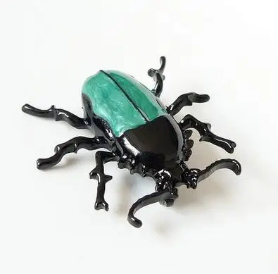 New fashion simple style long-horned beetle brooch brooches pins for men boy personality insect longicorn brooches jewelry
New fashion simple style long-horned beetle brooch brooches pins for men boy personality insect longicorn brooches jewelry