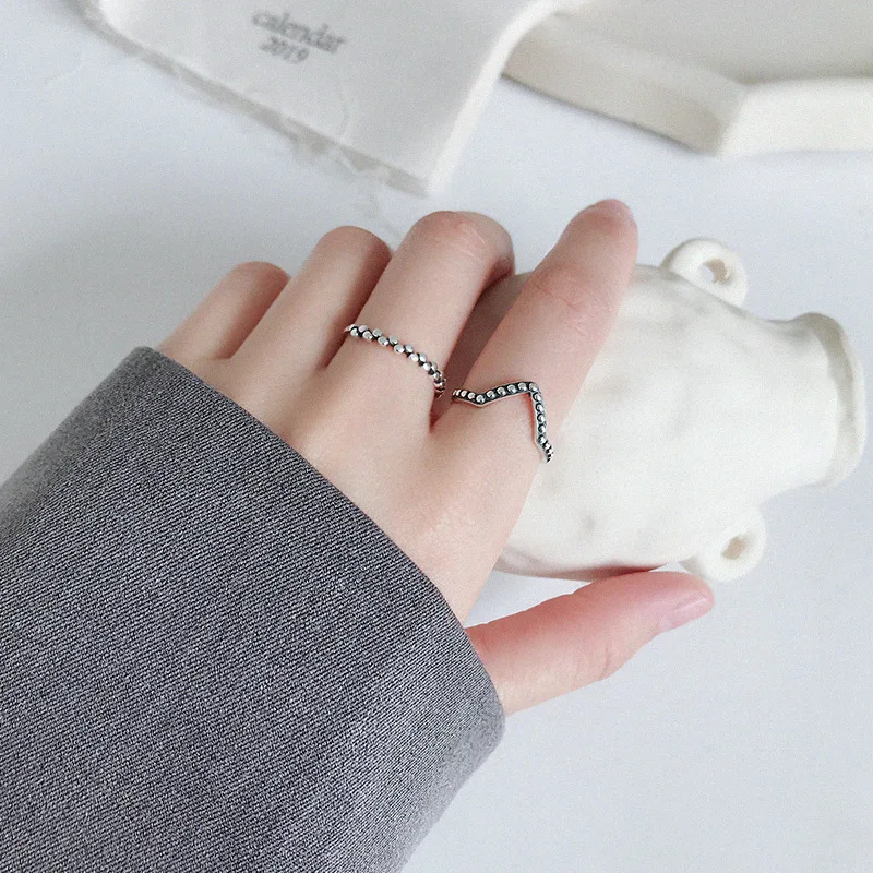 1pc Vintage Authentic S925 Sterling Silver FINE Jewelry Retro "v" /beads Thin Finger ring adjust J478
1pc Vintage Authentic S925 Sterling Silver FINE Jewelry Retro "v" /beads Thin Finger ring adjust J478