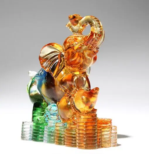 High-grade glass elephant town house lucky feng shui like living room decoration ornaments
High-grade glass elephant town house lucky feng shui like living room decoration ornaments