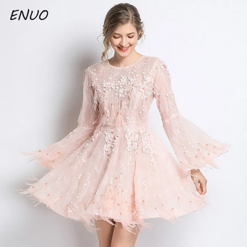 Spring Summer Women's Flare Sleeve A-Line Lace Flower Pink Feather Flare Sleeve Luxury Dress Women Princess Dresses
Spring Summer Women's Flare Sleeve A-Line Lace Flower Pink Feather Flare Sleeve Luxury Dress Women Princess Dresses