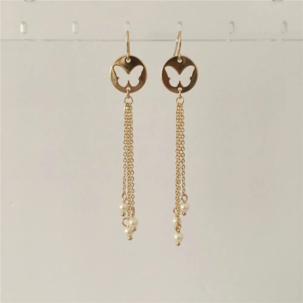 TRENDY GOLD COLOR BUTTERFLY HOLLOW ROUND DISC WITH CHAIN TASSEL EARRING FOR GIRL WOMEN
TRENDY GOLD COLOR BUTTERFLY HOLLOW ROUND DISC WITH CHAIN TASSEL EARRING FOR GIRL WOMEN