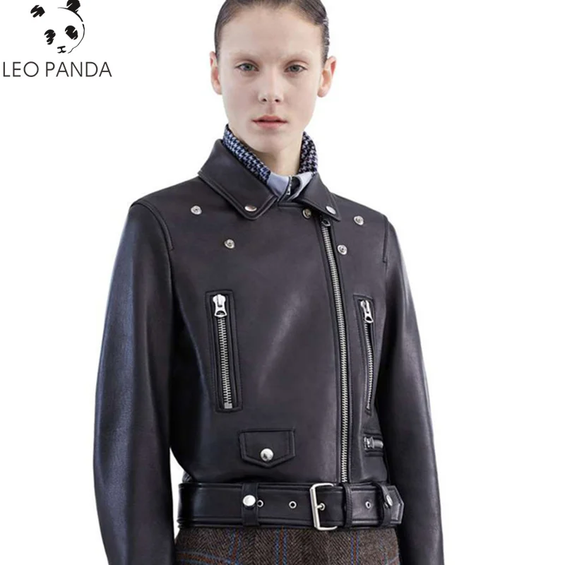 Brand Classic Women Leather Jacket Winter Sheepskin Fashion Coat Young Girl Short Jackets Wholesales Quality Plus Size S-4XL,
Brand Classic Women Leather Jacket Winter Sheepskin Fashion Coat Young Girl Short Jackets Wholesales Quality Plus Size S-4XL,