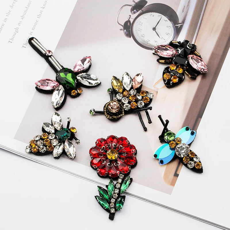 QIAO Handmade Rhinestone sequin beaded Patches Sew on Crystal chain patch for clothes beaded Applique Decoration patch
QIAO Handmade Rhinestone sequin beaded Patches Sew on Crystal chain patch for clothes beaded Applique Decoration patch