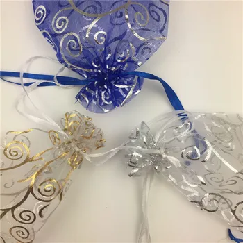 100pcs Gift bag, Christmas Candy Bag, champagne yarn, bag pocket. 
100pcs Gift bag, Christmas Candy Bag, champagne yarn, bag pocket.