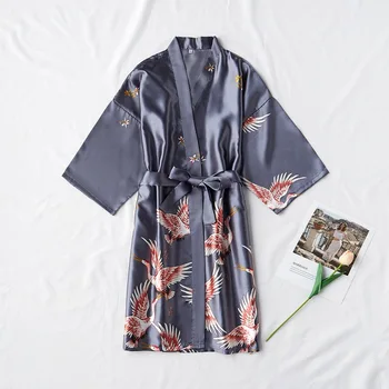 Hot Sale Gray Rayon Wedding Bride Bridal Robe Dressing Grown Women Bridesmaid Nightdress Summer Kimono Bathrobe Sleepwear
Hot Sale Gray Rayon Wedding Bride Bridal Robe Dressing Grown Women Bridesmaid Nightdress Summer Kimono Bathrobe Sleepwear