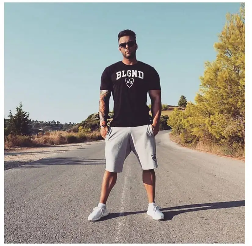 2019 New Fashion Men Summer Casual Short Elastic Waist Pocket Loose Sportswear Gyms Fitness Running Breathable Male Shorts
2019 New Fashion Men Summer Casual Short Elastic Waist Pocket Loose Sportswear Gyms Fitness Running Breathable Male Shorts